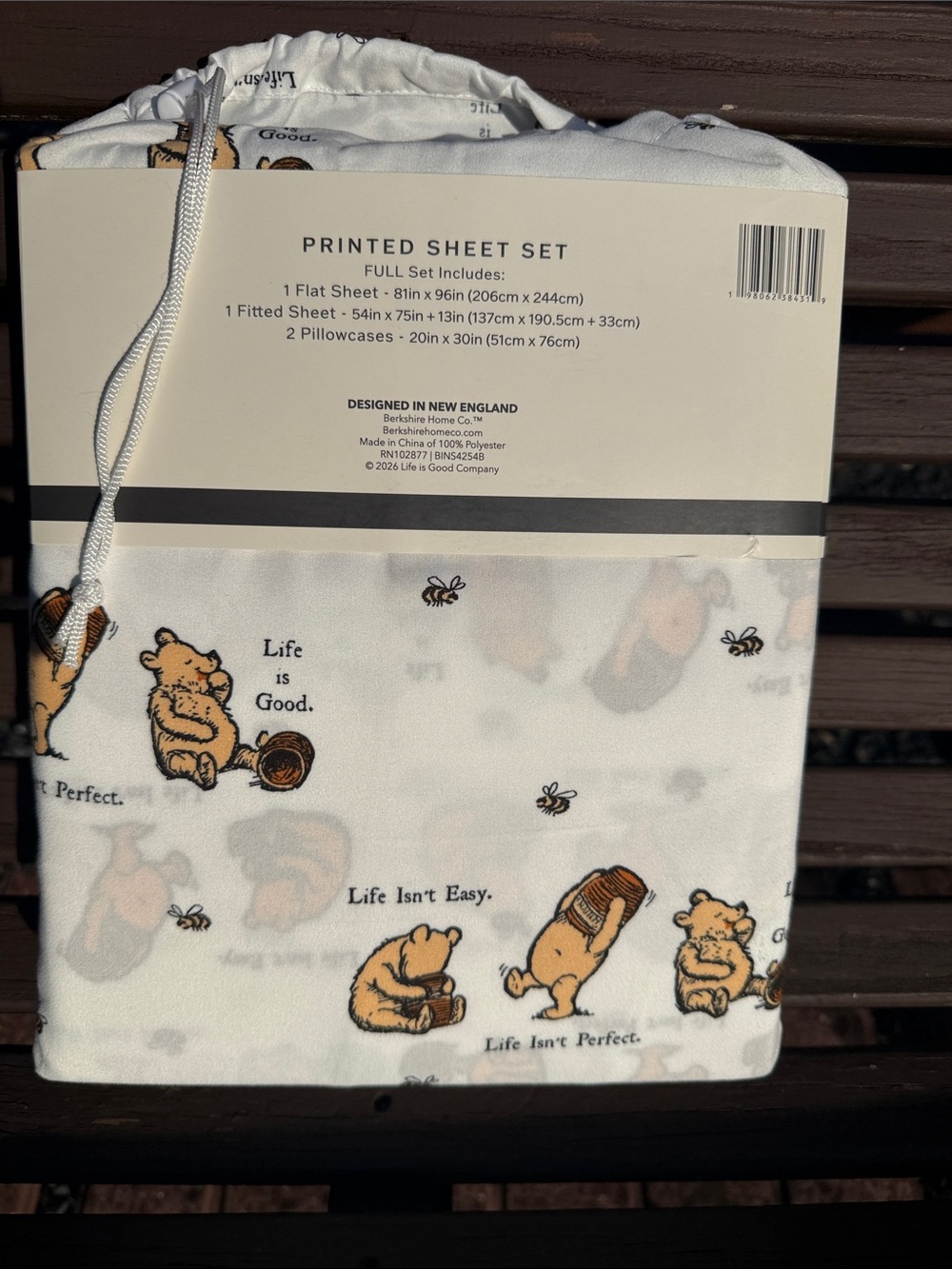 Life Is Good Cream Sheet Set with Winnie The Pooh Bear Print Full Size - Picture 6 of 6